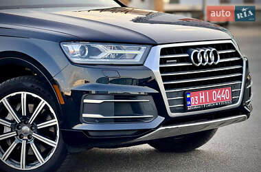 Позашляховик / Кросовер Audi Q7 2018 в  фото 17 Позашляховик / Кросовер Audi Q7 2018 в