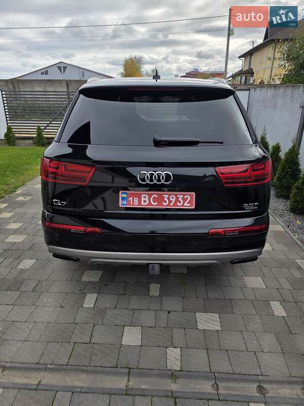 Позашляховик / Кросовер Audi Q7 2018 в Сарнах фото 30 Позашляховик / Кросовер Audi Q7 2018 в Сарнах