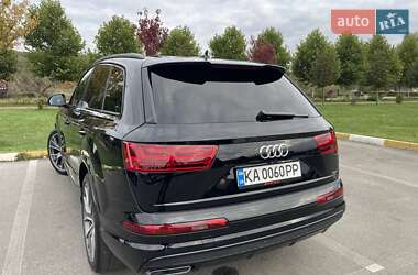 Позашляховик / Кросовер Audi Q7 2017 в  фото 7 Позашляховик / Кросовер Audi Q7 2017 в