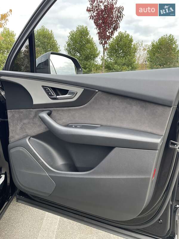 Внедорожник / Кроссовер Audi Q7 2017 в Киеве фото 34 Внедорожник / Кроссовер Audi Q7 2017 в Киеве