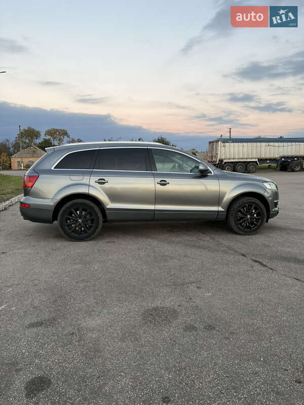 Позашляховик / Кросовер Audi Q7 2007 в Малій Висці фото 5 Позашляховик / Кросовер Audi Q7 2007 в Малій Висці