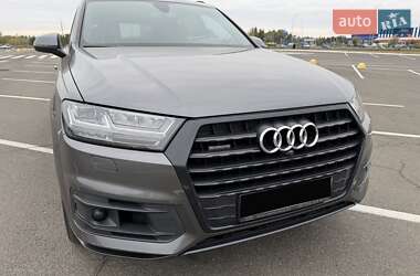 Позашляховик / Кросовер Audi Q7 2018 в Києві