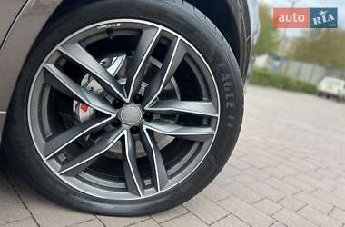 Позашляховик / Кросовер Audi Q7 2015 в 