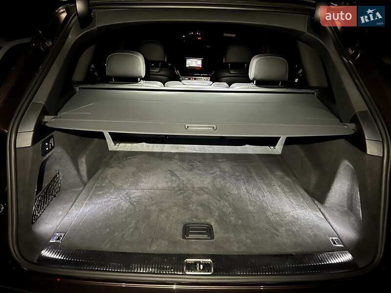 Внедорожник / Кроссовер Audi Q7 2015 в Хмельницком