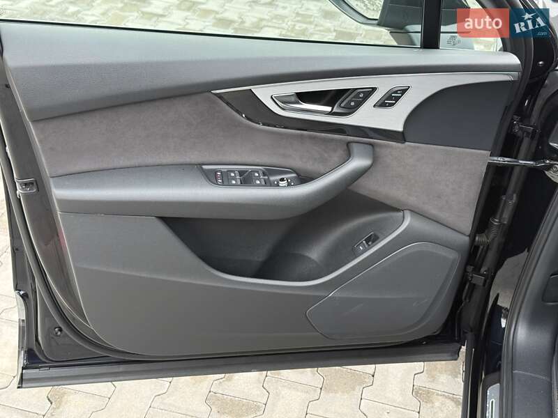 Внедорожник / Кроссовер Audi Q7 2016 в Калуше фото 23 Внедорожник / Кроссовер Audi Q7 2016 в Калуше