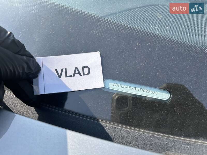Позашляховик / Кросовер Audi Q7 2016 в Києві