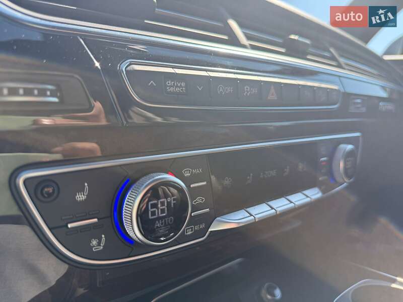 Позашляховик / Кросовер Audi Q7 2016 в Києві