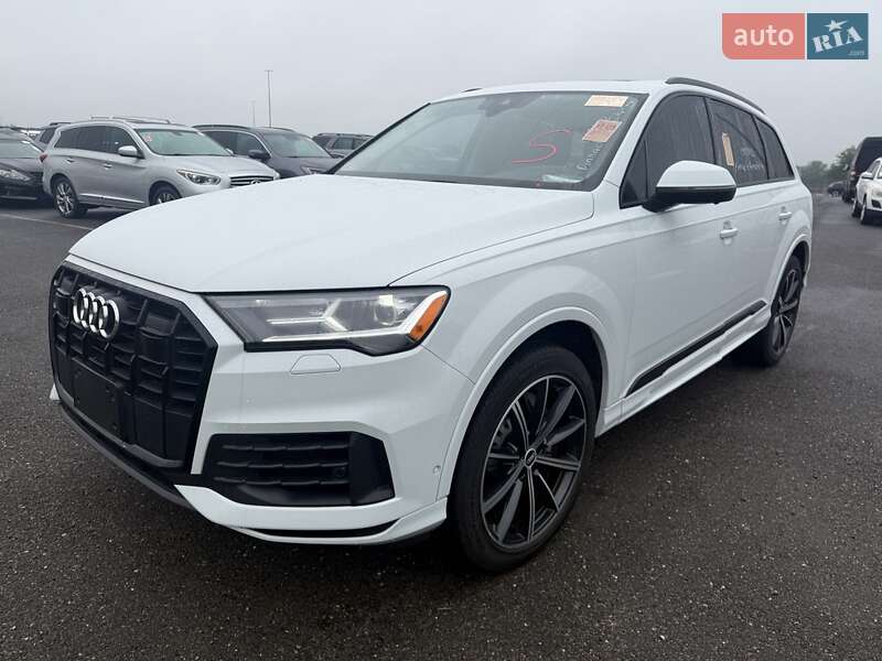 Внедорожник / Кроссовер Audi Q7 2020 в Киеве