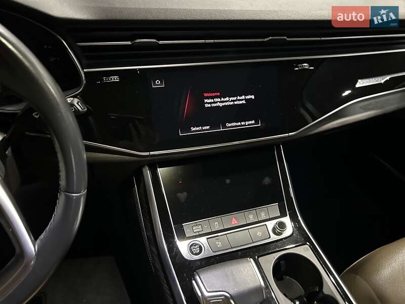 Внедорожник / Кроссовер Audi Q7 2020 в Киеве