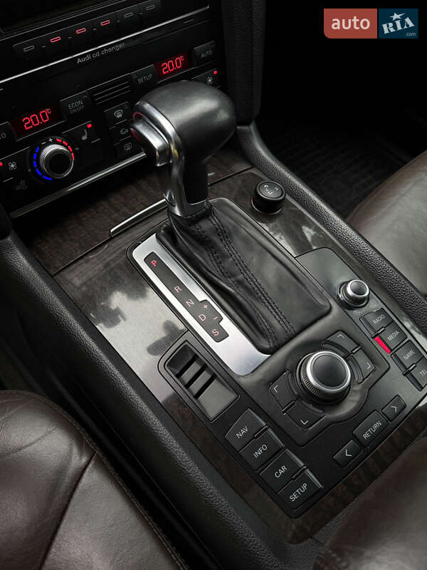 Внедорожник / Кроссовер Audi Q7 2006 в Луцке