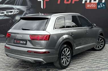 Позашляховик / Кросовер Audi Q7 2017 в  фото 17 Позашляховик / Кросовер Audi Q7 2017 в