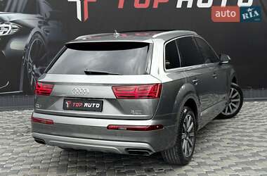 Позашляховик / Кросовер Audi Q7 2017 в  фото 18 Позашляховик / Кросовер Audi Q7 2017 в