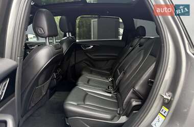 Позашляховик / Кросовер Audi Q7 2017 в  фото 69 Позашляховик / Кросовер Audi Q7 2017 в