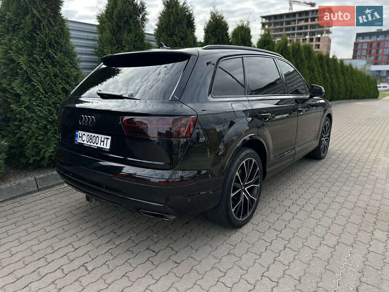 Позашляховик / Кросовер Audi Q7 2018 в Львові