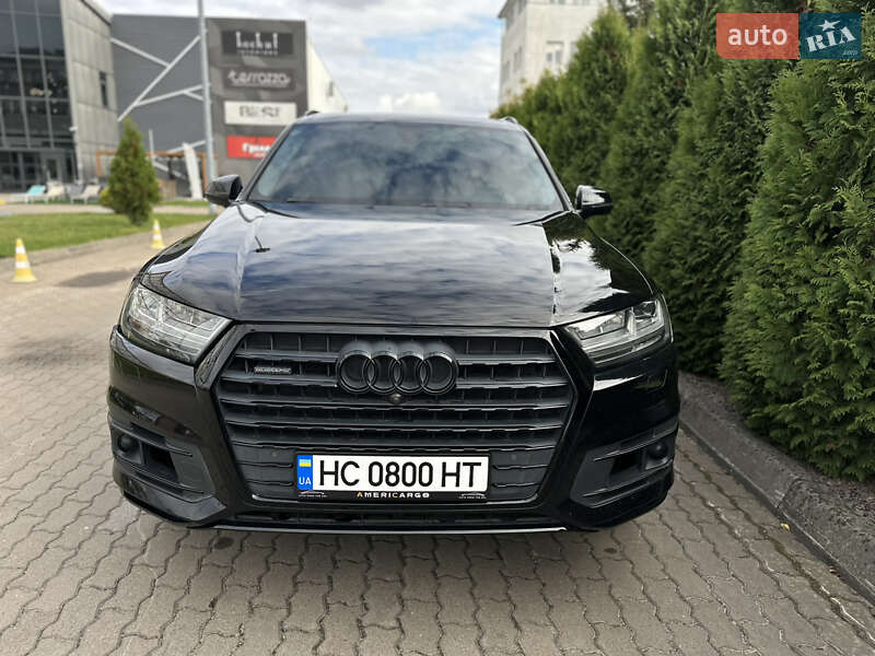 Позашляховик / Кросовер Audi Q7 2018 в Львові