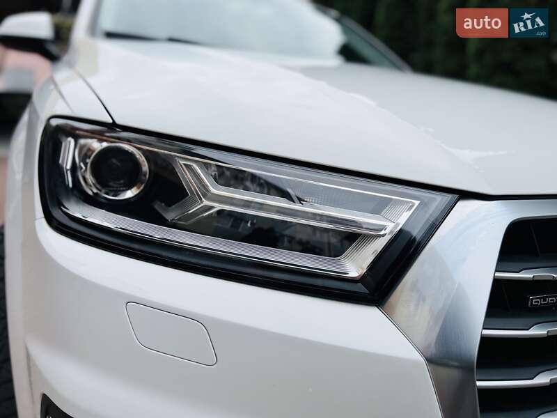 Позашляховик / Кросовер Audi Q7 2015 в Хмельницькому