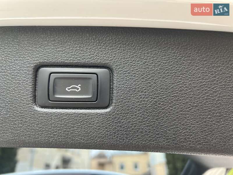 Позашляховик / Кросовер Audi Q7 2015 в Хмельницькому