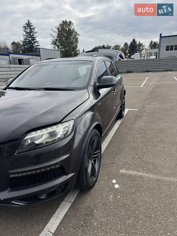 Внедорожник / Кроссовер Audi Q7 2015 в Ровно фото 2 Внедорожник / Кроссовер Audi Q7 2015 в Ровно