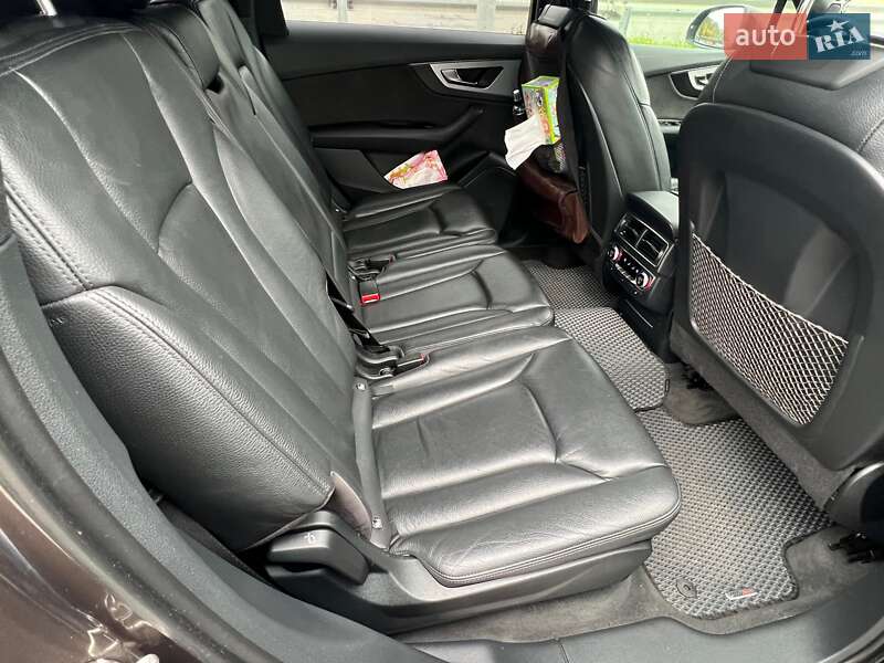 Внедорожник / Кроссовер Audi Q7 2016 в Киеве фото 11 Внедорожник / Кроссовер Audi Q7 2016 в Киеве