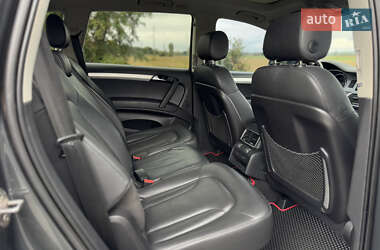 Позашляховик / Кросовер Audi Q7 2011 в 