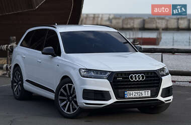 Позашляховик / Кросовер Audi Q7 2017 в Одесі