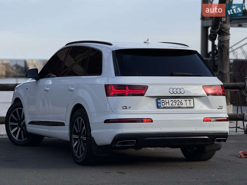 Позашляховик / Кросовер Audi Q7 2017 в Одесі фото 25 Позашляховик / Кросовер Audi Q7 2017 в Одесі