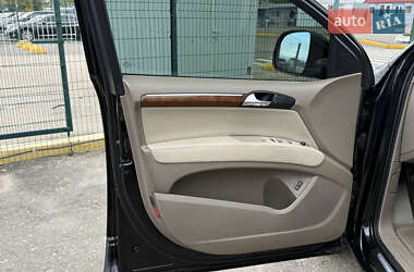 Позашляховик / Кросовер Audi Q7 2007 в 