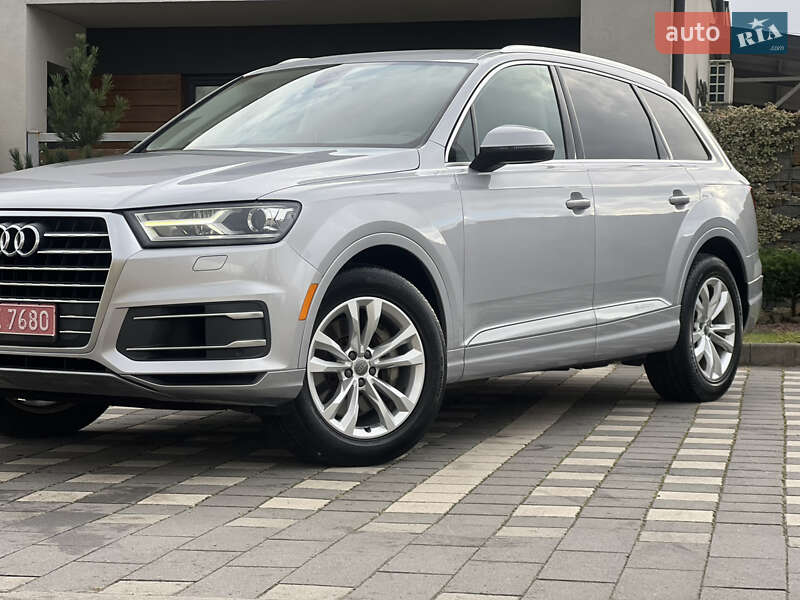 Внедорожник / Кроссовер Audi Q7 2015 в Стрые