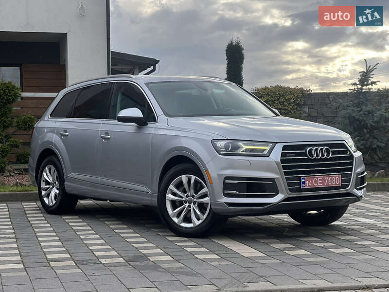 Внедорожник / Кроссовер Audi Q7 2015 в Стрые