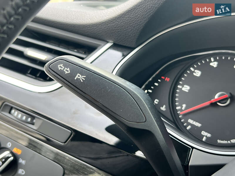 Внедорожник / Кроссовер Audi Q7 2015 в Стрые