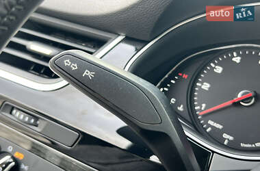 Позашляховик / Кросовер Audi Q7 2015 в  фото 72 Позашляховик / Кросовер Audi Q7 2015 в