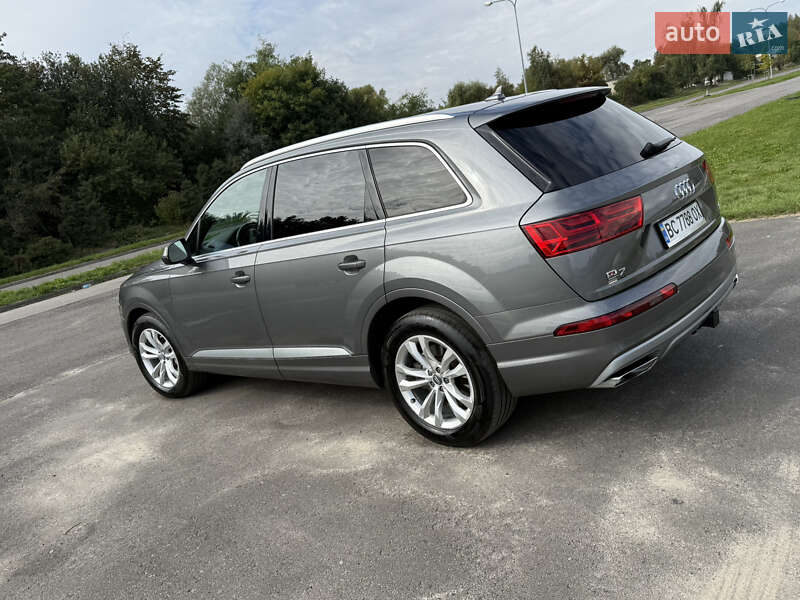 Внедорожник / Кроссовер Audi Q7 2017 в Львове