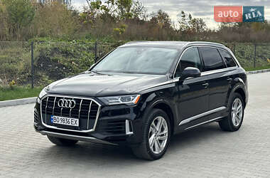 Внедорожник / Кроссовер Audi Q7 2020 в 