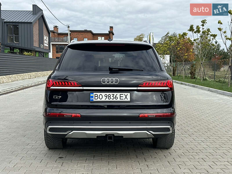 Позашляховик / Кросовер Audi Q7 2020 в Тернополі