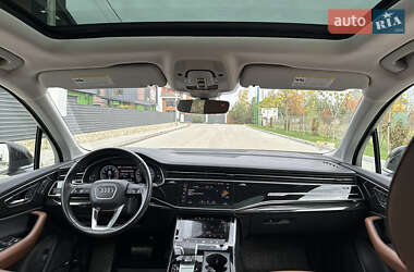 Внедорожник / Кроссовер Audi Q7 2020 в 