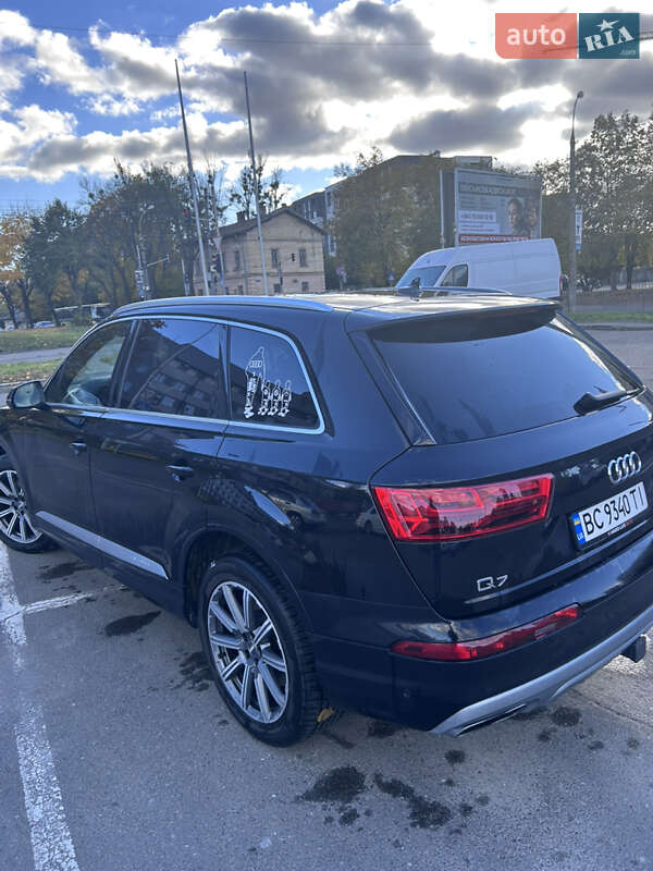 Позашляховик / Кросовер Audi Q7 2018 в Львові