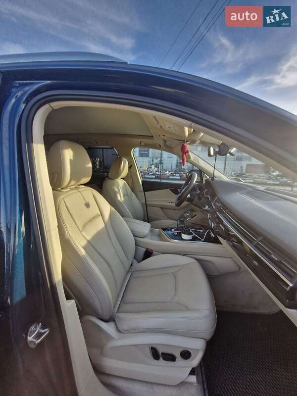 Внедорожник / Кроссовер Audi Q7 2018 в Киеве