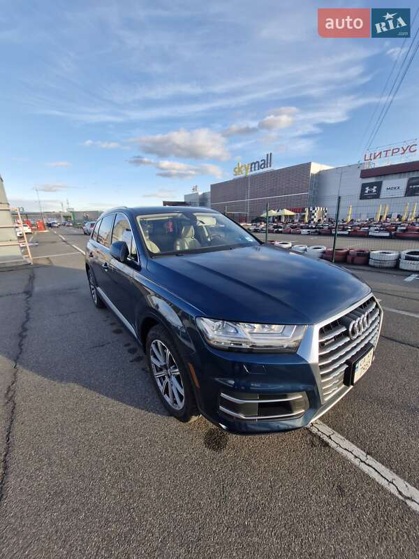 Внедорожник / Кроссовер Audi Q7 2018 в Киеве