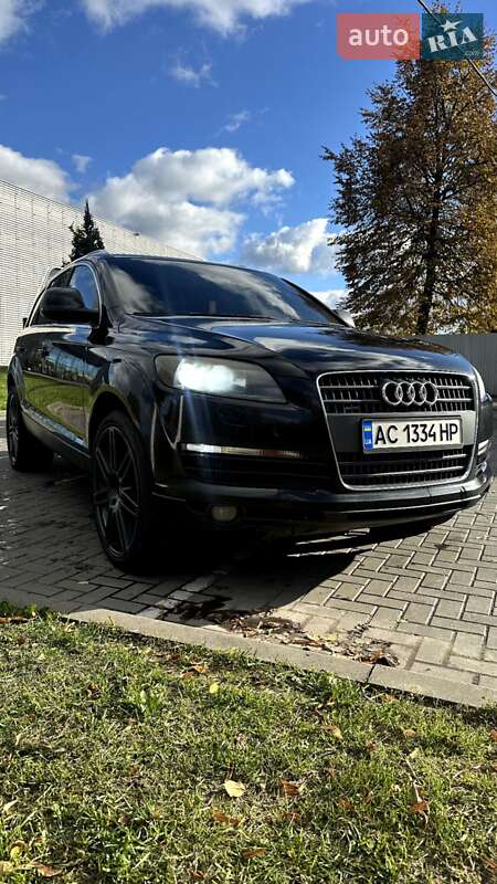 Позашляховик / Кросовер Audi Q7 2007 в Львові