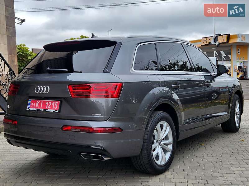 Внедорожник / Кроссовер Audi Q7 2019 в Виннице
