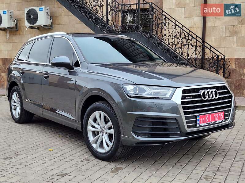 Внедорожник / Кроссовер Audi Q7 2019 в Виннице
