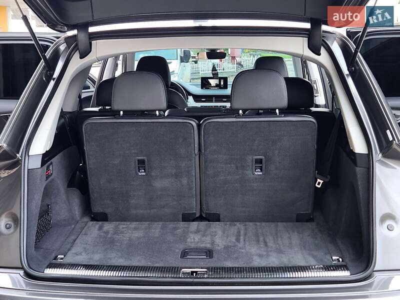 Внедорожник / Кроссовер Audi Q7 2019 в Виннице