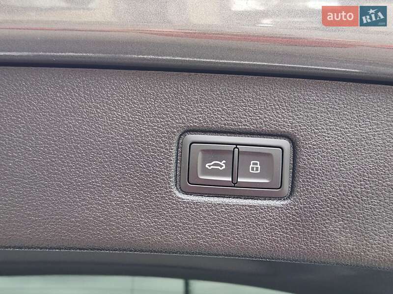 Внедорожник / Кроссовер Audi Q7 2019 в Виннице