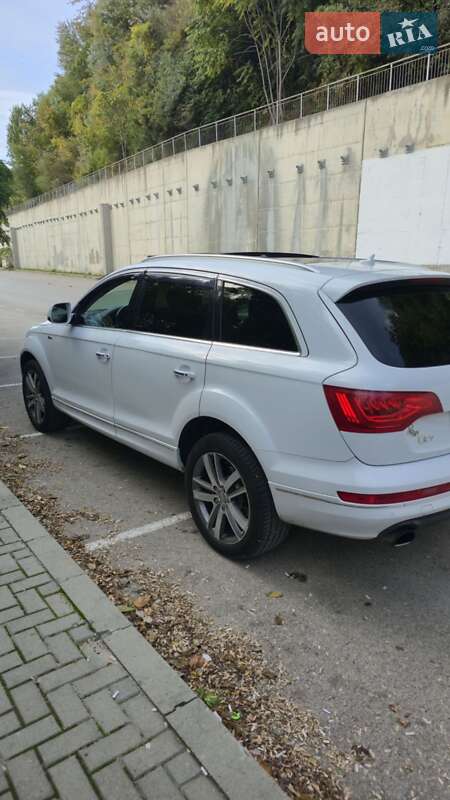 Позашляховик / Кросовер Audi Q7 2014 в Одесі