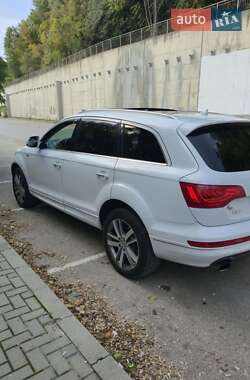 Внедорожник / Кроссовер Audi Q7 2014 в 
