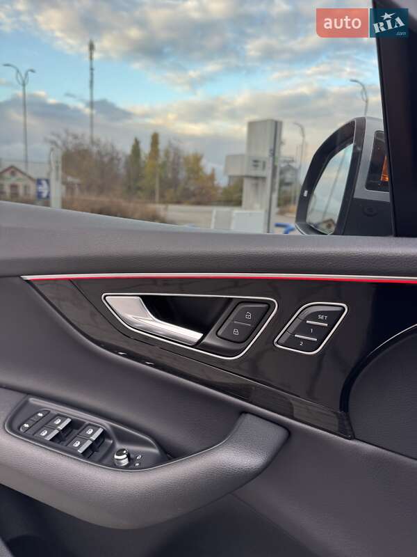 Позашляховик / Кросовер Audi Q7 2017 в Верхньодніпровську фото 31 Позашляховик / Кросовер Audi Q7 2017 в Верхньодніпровську