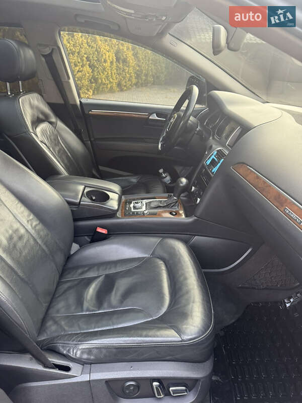 Позашляховик / Кросовер Audi Q7 2011 в Львові