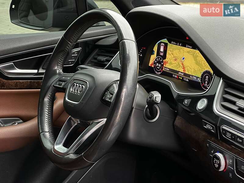 Позашляховик / Кросовер Audi Q7 2016 в Львові