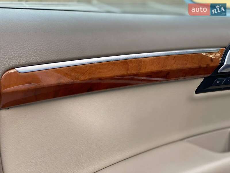 Позашляховик / Кросовер Audi Q7 2013 в Києві фото 24 Позашляховик / Кросовер Audi Q7 2013 в Києві
