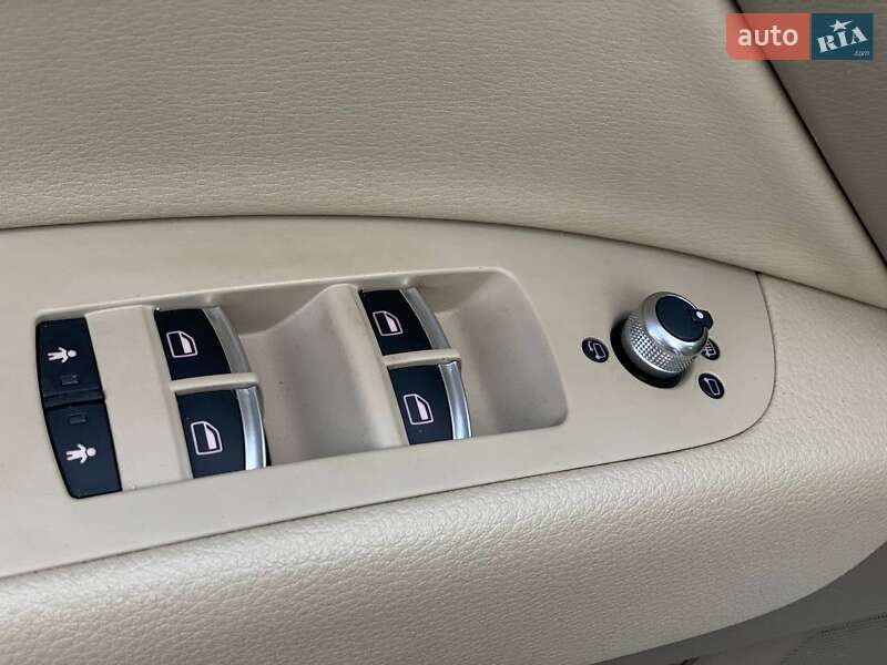 Позашляховик / Кросовер Audi Q7 2013 в Києві фото 26 Позашляховик / Кросовер Audi Q7 2013 в Києві